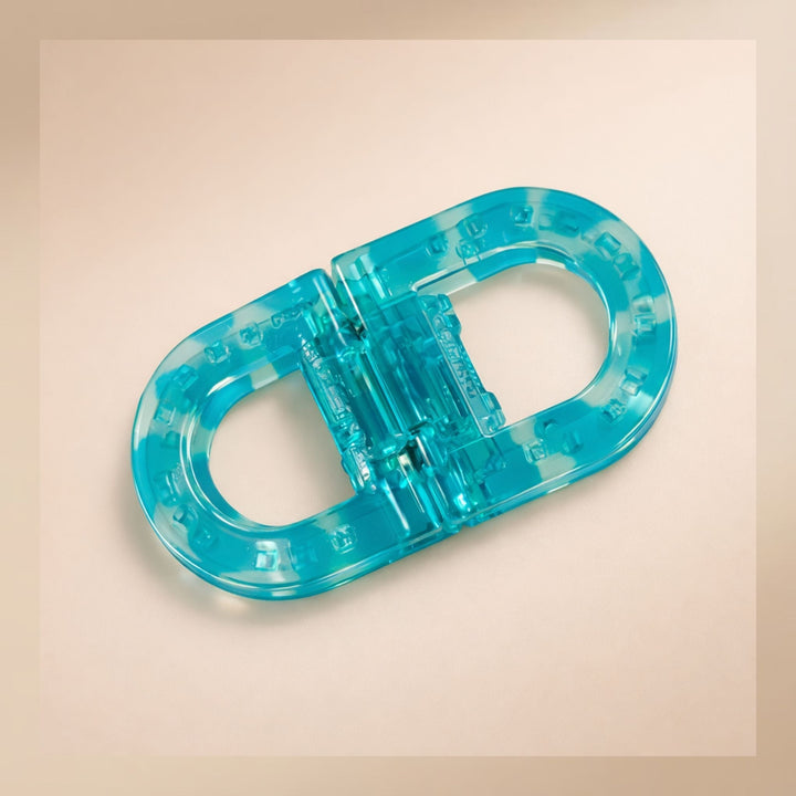 Magnetic hair clip with flat grip – comfortable, bump-free hold