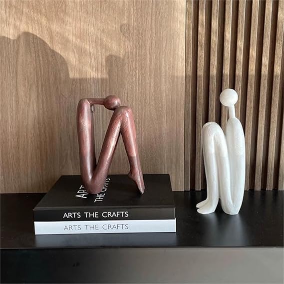 Artistic Stand for Style and Structure - Forma