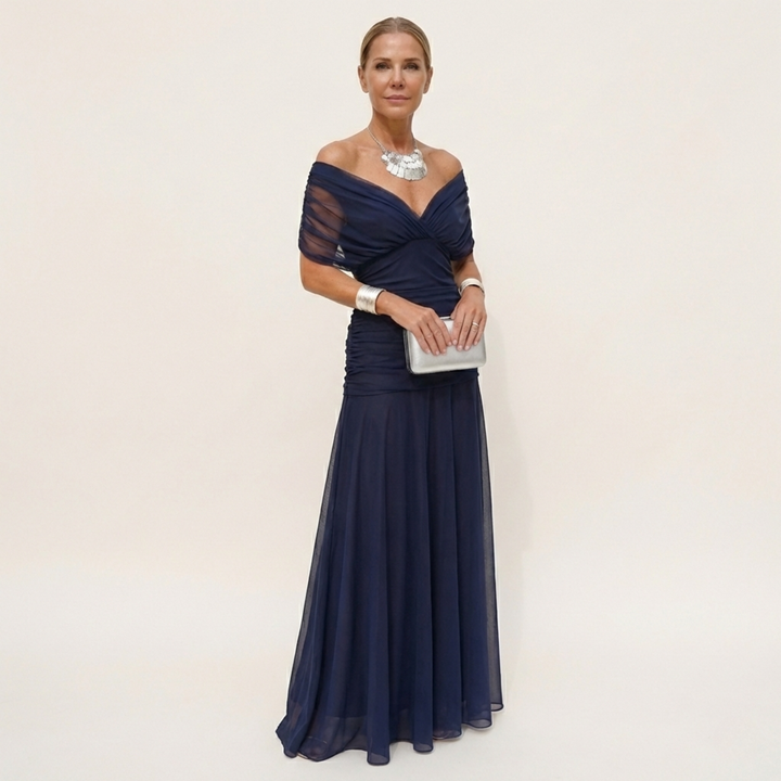 Long, Elegant, Flowing Women's Dress – V-Neck, Refined Design