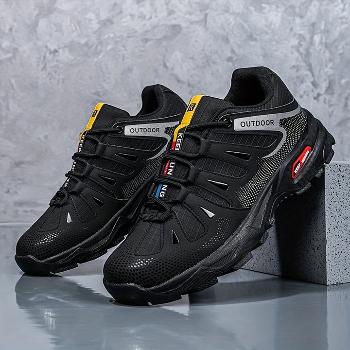Fashionable Men's Hiking Shoes - PeakPioneer