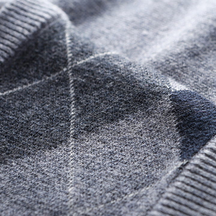 Men's Sweater with Stylish Argyle Pattern - Felix
