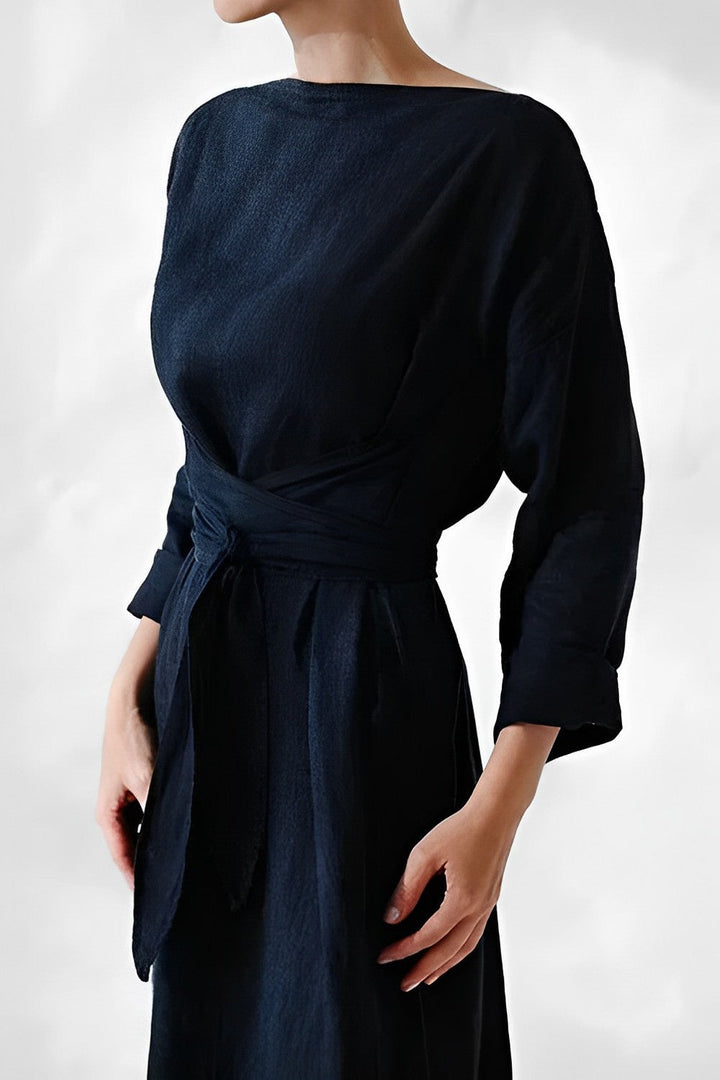 Stylish Maxi Dress with Bow Detail