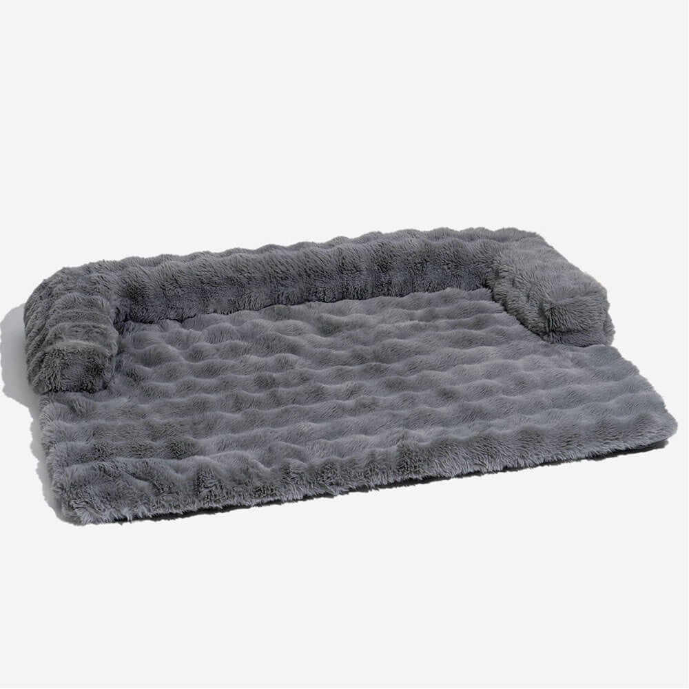 Plush Anti-Slip Dog Sofa Mat – Calming & Protective
