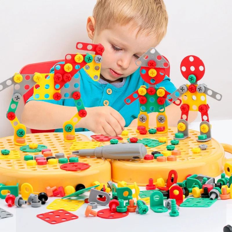 Montessori toolbox set for children with toy drill, 204 pieces