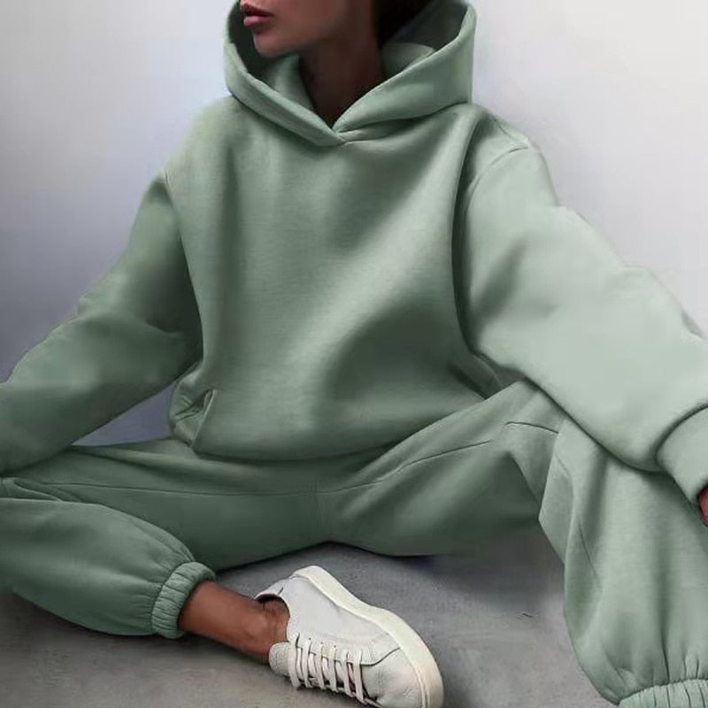 Women's Jogging Set | 2-Piece: Hoodie and Pants with Stretchy Waistband