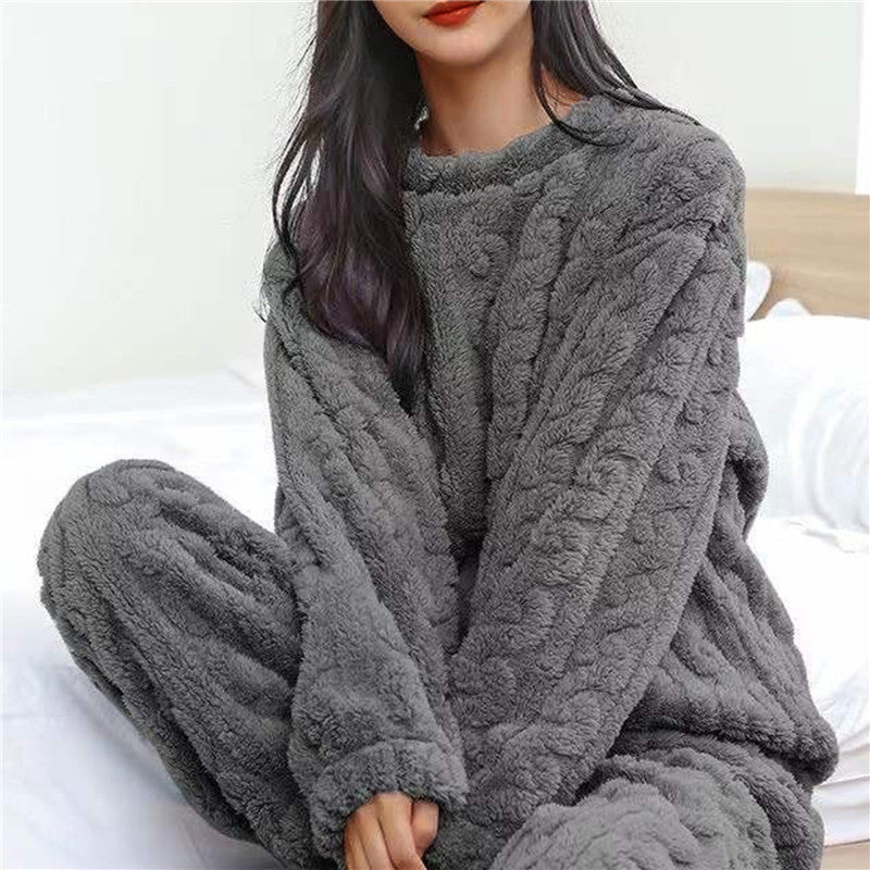 Soft Long-Sleeved Pajamas - Kimberley
