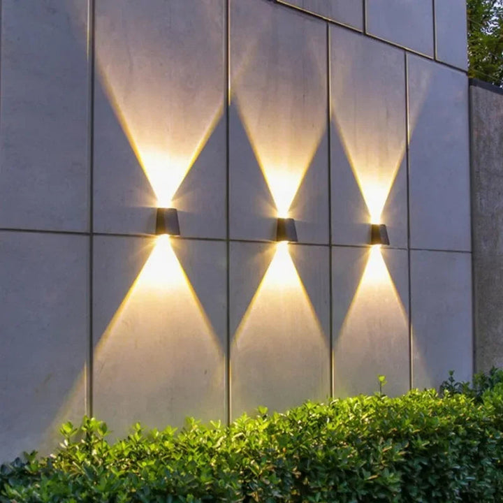 Solar Wall Light | Wireless & Automatic | IP65 Weatherproof