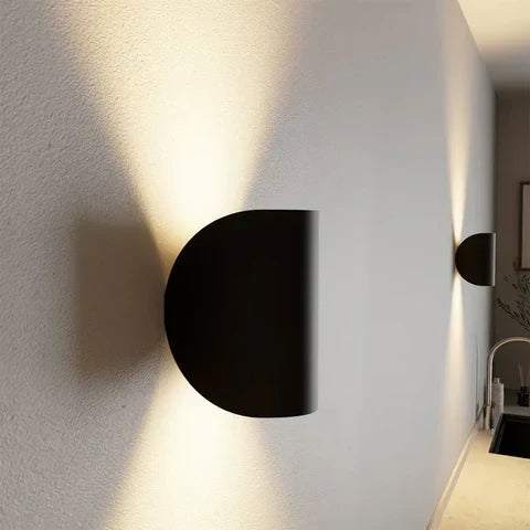 Adjustable Up-Down LED Wall Light – Warm Ambient Light, Modern Design