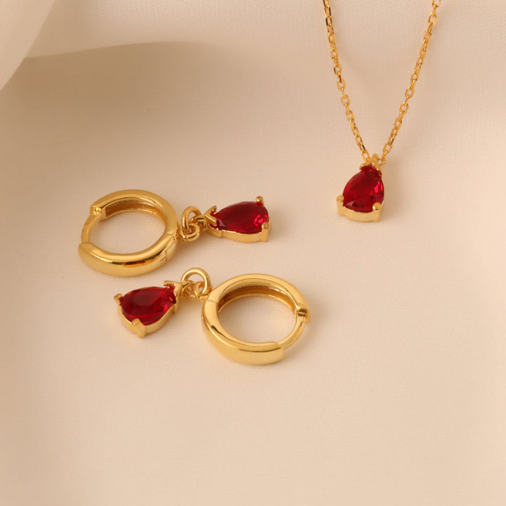 Stylish Garnet Birthstone Jewelry Set - Liora