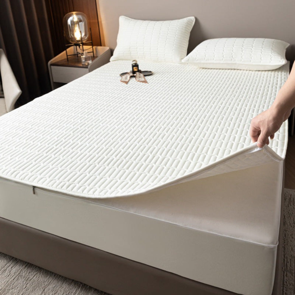Soft & Antibacterial Full Enclosure Waterproof Zippered Mattress Protector