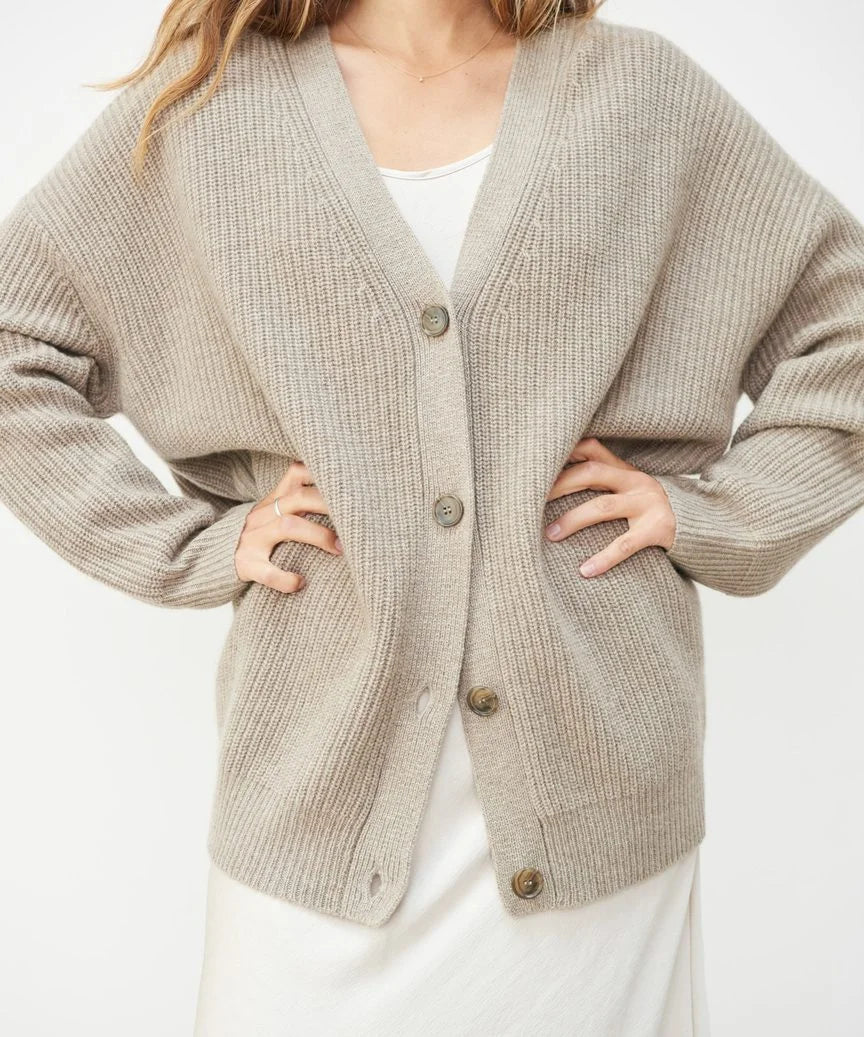 Cashmere Cardigan | Elegant and Timeless | Ada Vest