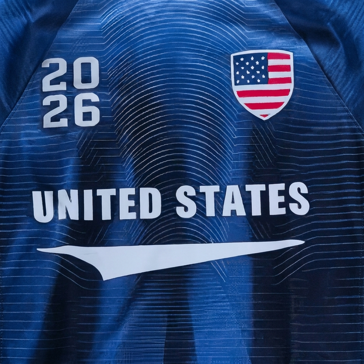 Men’s Soccer Tech T-Shirt