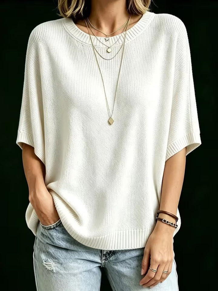 Casual Knit Top with Short Batwing Sleeves and Round Neckline