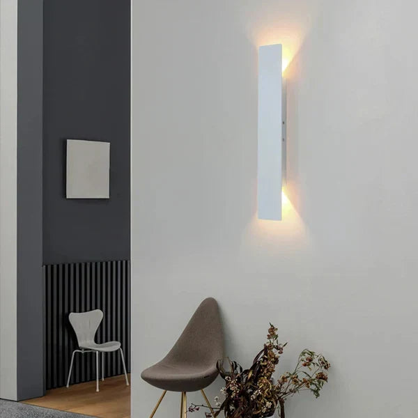 Modern Outdoor Lamp – Up/Down LED Wall Light, Waterproof, Vertical Design